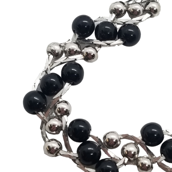 TRIFARI VINTAGE 90s SILVERTONED BRAIDED NECKLACE WITH BLACK & SILVER BEAD WORK - Picture 4 of 5